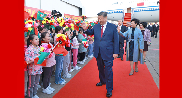 习近平抵达澳门 将出席庆祝澳门回归祖国25周年大会