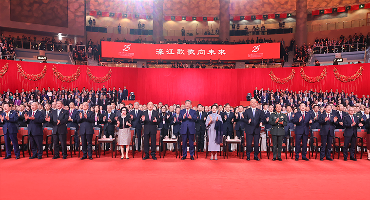 庆祝澳门回归祖国25周年文艺晚会在澳门举行 习近平出席观看