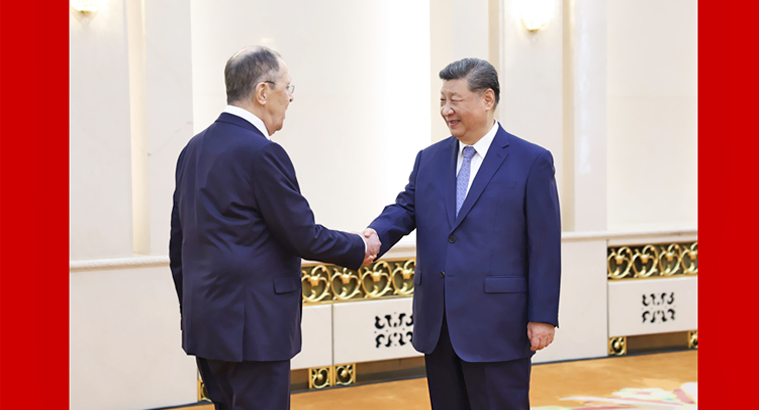 习近平会见俄罗斯外长拉夫罗夫