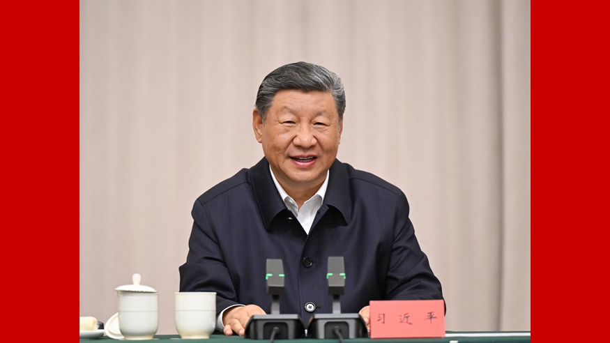 习近平：全面贯彻新时代党的治藏方略 努力建设团结富裕文明和谐美丽的社会主义现代化新西藏
